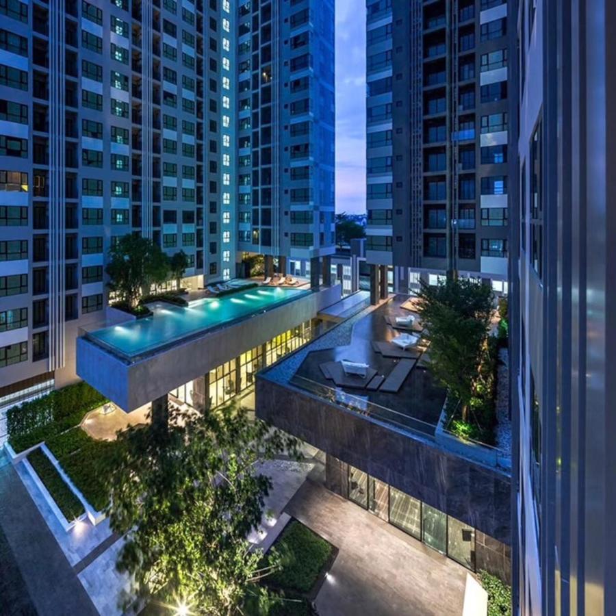 The Base Apartment Pattaya Exterior photo